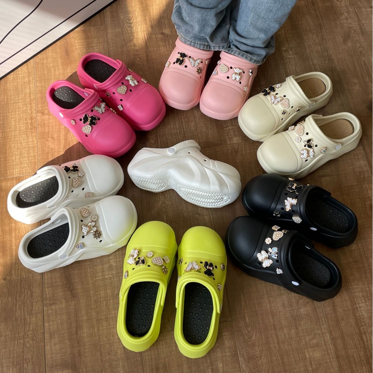 夏の女性のスリッパプラットフォーム下駄ガーデンシューズ屋外ビーチサンダル女性の靴ウェッジスリッパ屋内屋外スライド