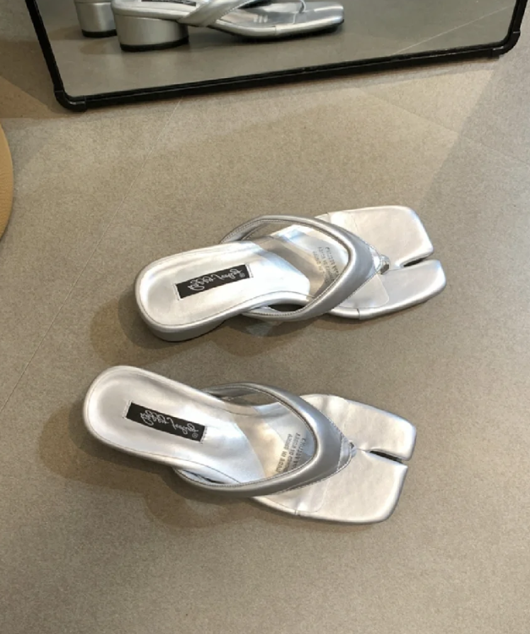 夏スリッパファッション女性靴女性屋外屋内ビーチシューズカジュアル美しいかわいい靴サンダル熱い販売フラットスリッパ夏のビーチスライド靴スリッパカジュアルサンダル女性と女性のための