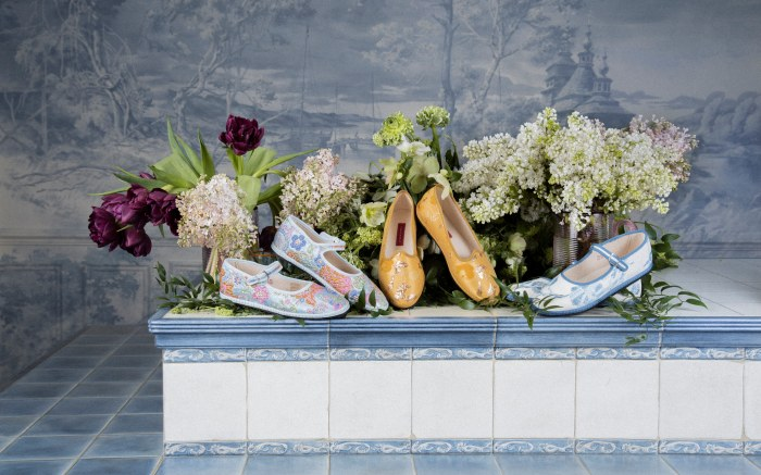 夏の女性のサンダル、夏の女性のサンダル、刺繍リネンの夏のサンダル、フルレーンの靴、イタリア風の女性のサンダル