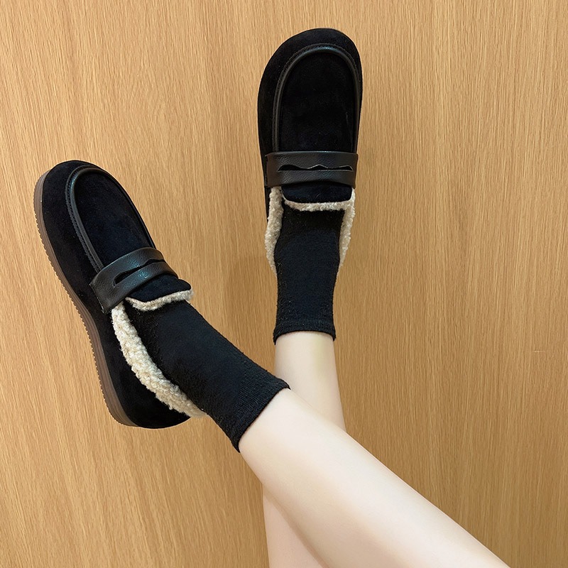 冬の女性の靴ショートぬいぐるみ屋外縫製スリッポンカジュアルレディースノンスリップボトムモカシン女性の快適なフラットローファー