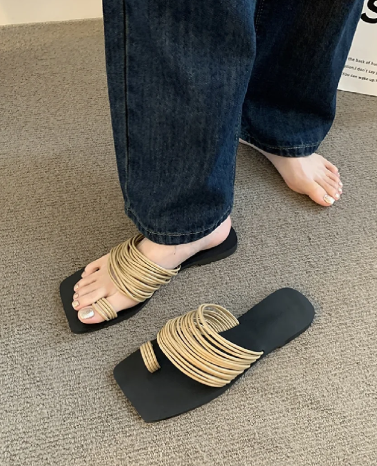 夏スリッパファッション女性靴女性屋外屋内ビーチシューズカジュアル美しいかわいい靴サンダル熱い販売フラットスリッパ夏のビーチスライド靴スリッパカジュアルサンダル女性と女性のための