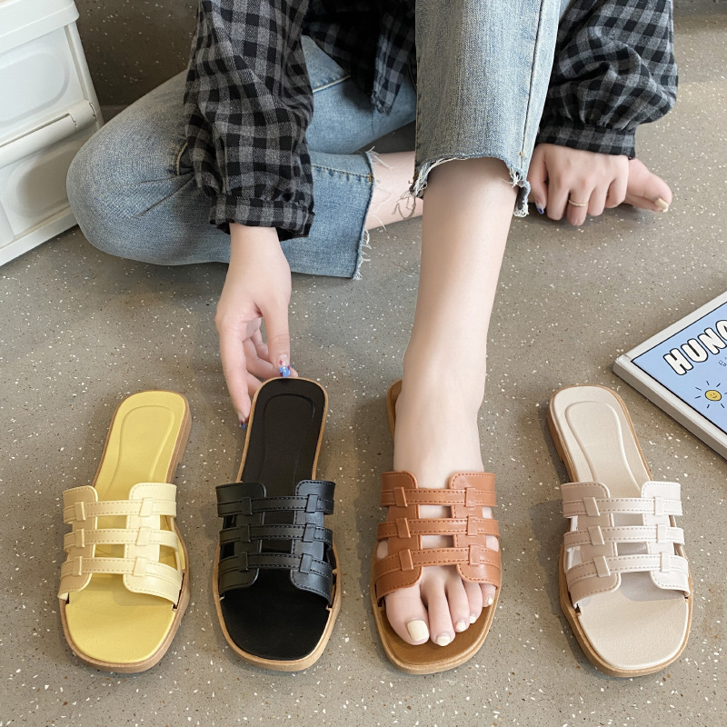 夏スリッパ女性フラット高級屋外ビーチフリップフロップ女性サンダルトレンドブランドデザインスライド靴女性のための