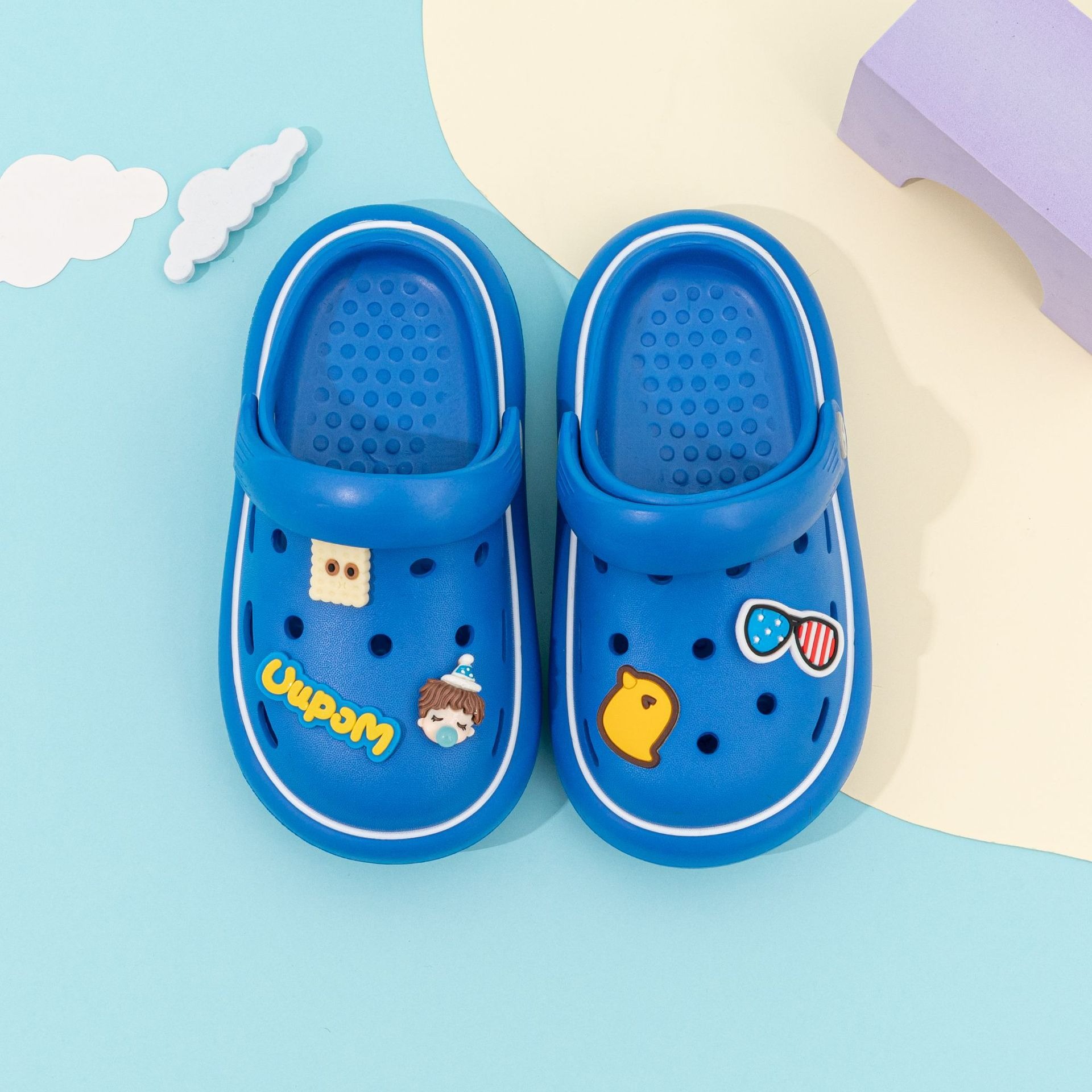 素敵な子供用スリッパ、夏用子供用スリッパ、漫画リボン子供用スリッパ、柔らかい子供用スリッパ、滑り止め子供用スリッパ